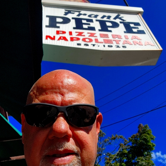 Meet your Posher, Danny - Picture 2 of 3